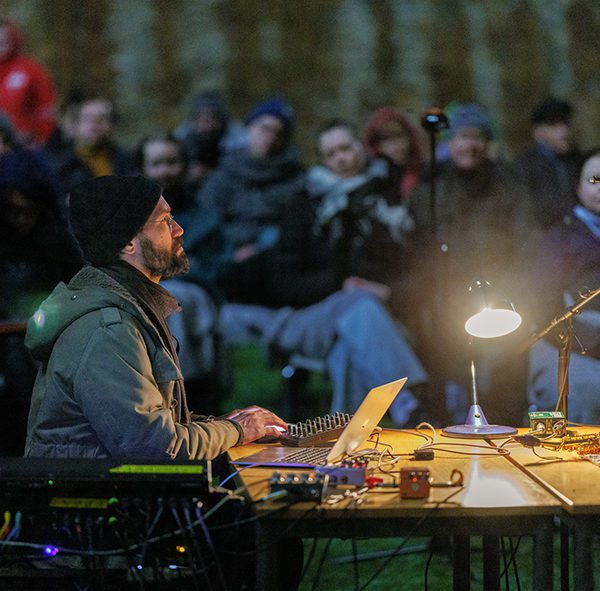 OutoJazz24 - Tektonik. Kuvaaja Jake Kukowski