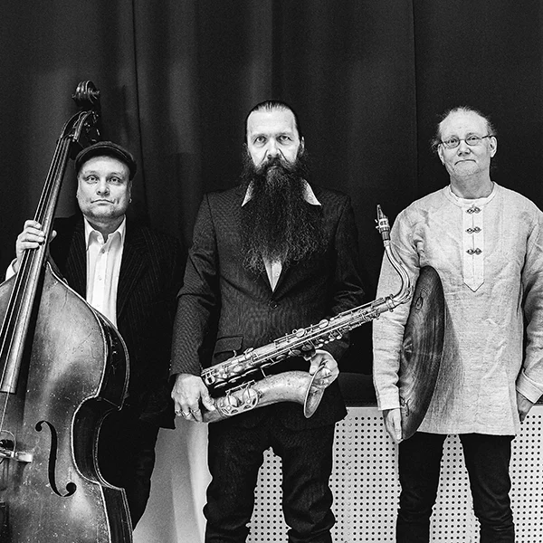 OutoJazz'26 - Hot Heros. Promokuva