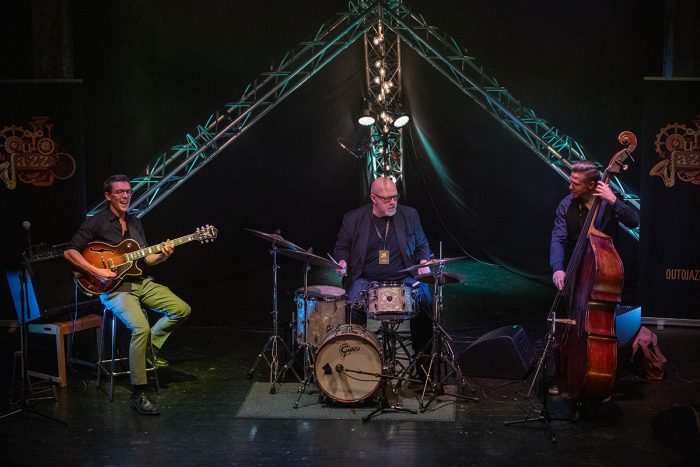 Mathias Sandberg Trio esiintyy Teatteri Kiisulla